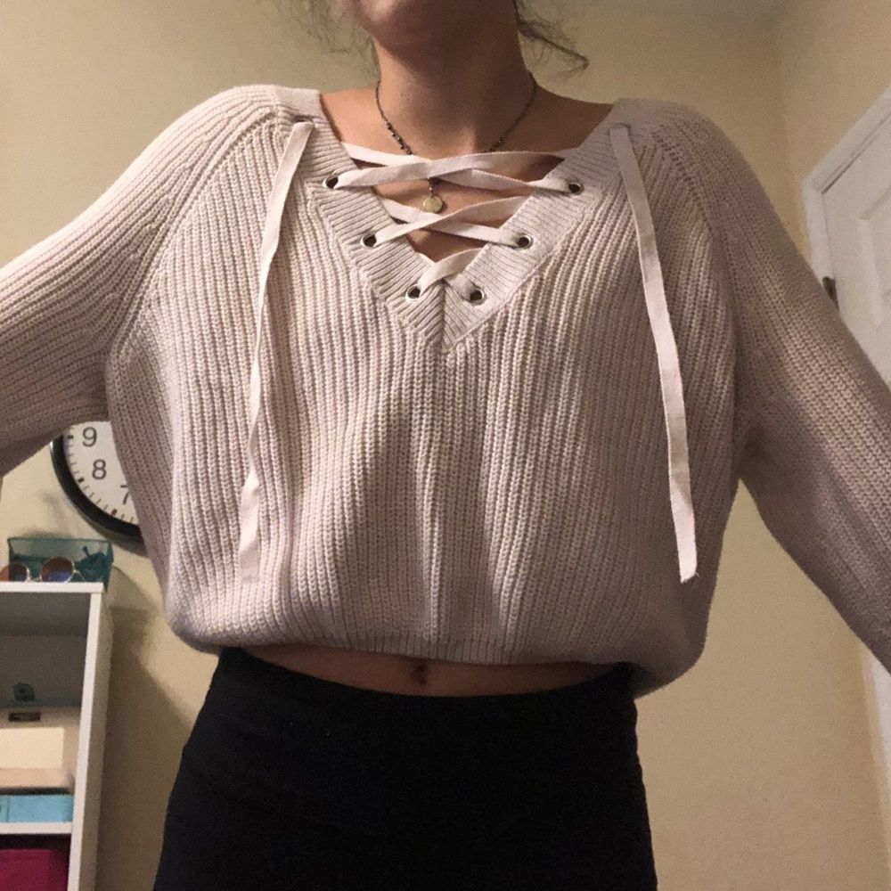 Kendall and Kylie long sleeve sweater